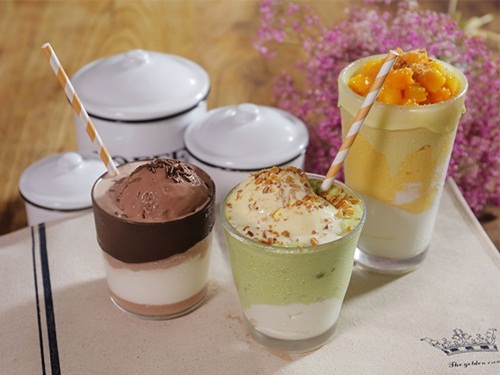 Smoothies sữa chua vị nho thanh nhiệt giải khát nhanh chóng