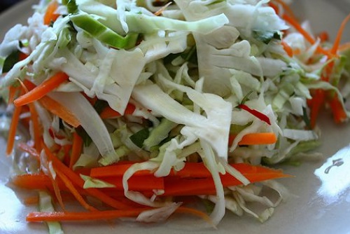 Snack hành tây cay giòn rụm, ăn mãi không muốn dừng