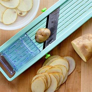 Cách làm snack khoai tây bằng lò vi sóng thơm ngon