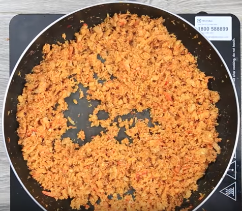 Snack mì tôm thịt bò giòn rụm nhâm nhi bao nhiêu cũng không chán