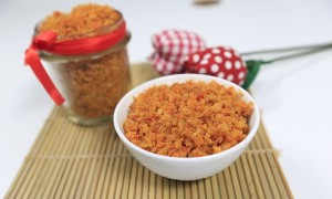 Snack mì tôm thịt bò giòn rụm nhâm nhi bao nhiêu cũng không chán