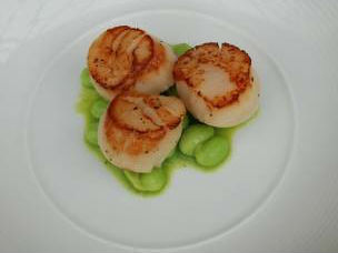 Sò điệp chiên sốt đậu Hòa Lan