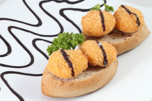 Sò điệp chiên xù sốt sô-cô-la