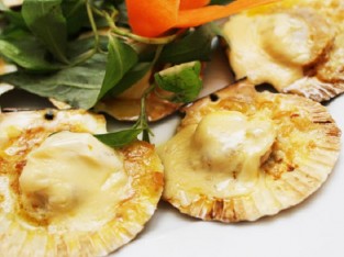 Sò điệp nướng phô-mai