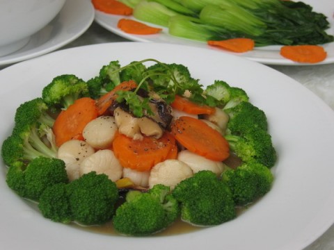 Sò điệp xào bông cải xanh