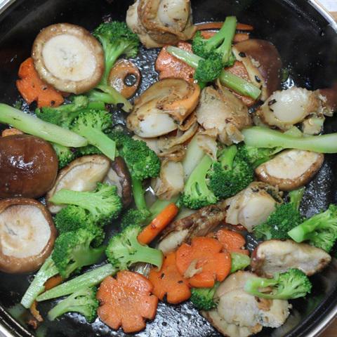 Cách làm sò điệp xào bông cải