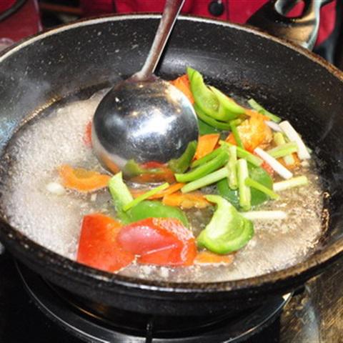 Cách làm sò điệp xào ớt