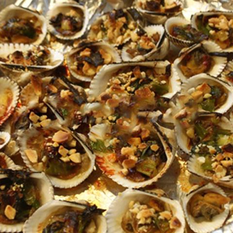 Cách làm sò huyết nướng mỡ hành