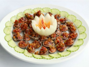 Sò huyết nướng sa-tế