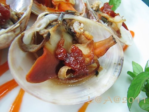 Sò nướng sốt cay