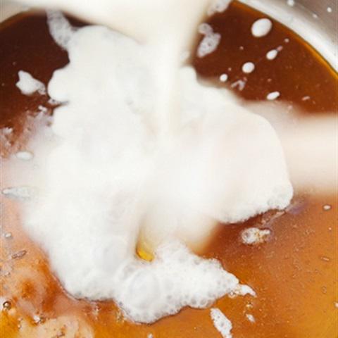 Cách làm sốt caramel đậu phộng