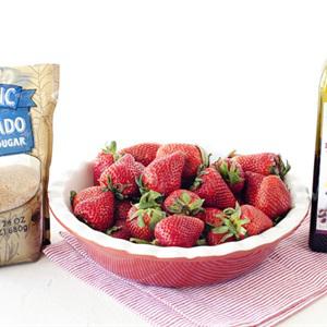 Cách làm sốt dâu tây