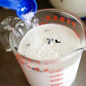 Cách làm sốt đậu vani caramel