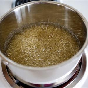 Cách làm sốt đậu vani caramel