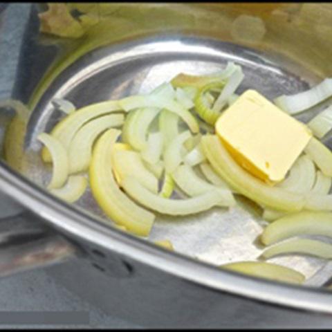 Cách làm soup bí đỏ xay nhuyễn