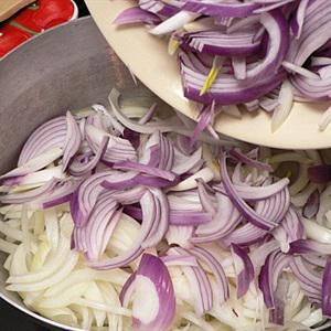 Cách làm soup hành tây kiểu Pháp