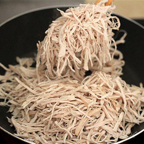 Cách làm soup thịt gà bắp non