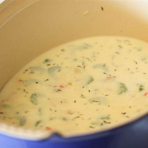 Cách làm soup thịt gà khoai tây