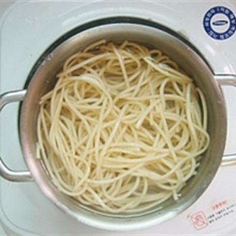 Cách làm spaghetti bắp