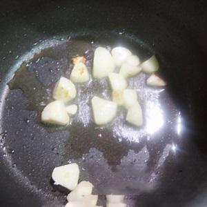 Cách làm spaghetti gà sốt kem tươi