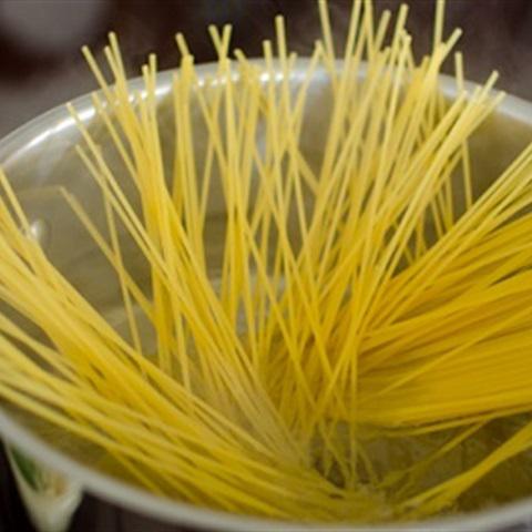 Cách làm spaghetti kimchi