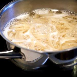 Cách làm spaghetti nghêu thơm ngọt