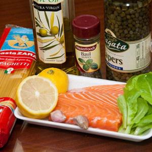 Cách làm spaghetti phi lê cá hồi