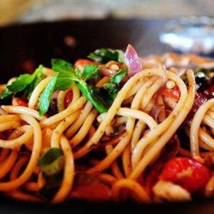 Cách làm spahetti rau củ