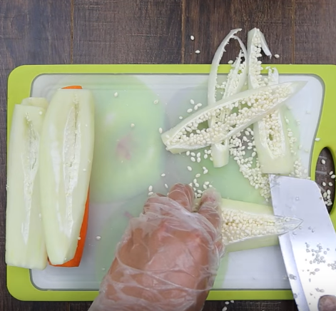 Sữa chua đào ngâm thơm ngon mát lạnh