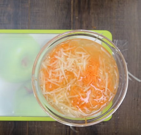 Sữa chua đào ngâm thơm ngon mát lạnh