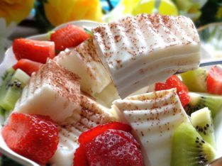 Sữa chua dẻo trái cây tuyệt ngon cho ngày nắng nóng