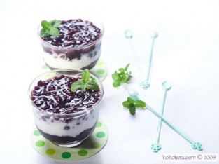 Sữa chua nếp cẩm