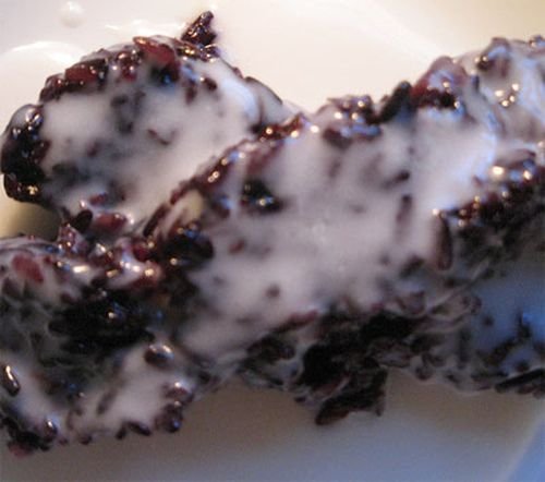 Sữa chua nếp cẩm