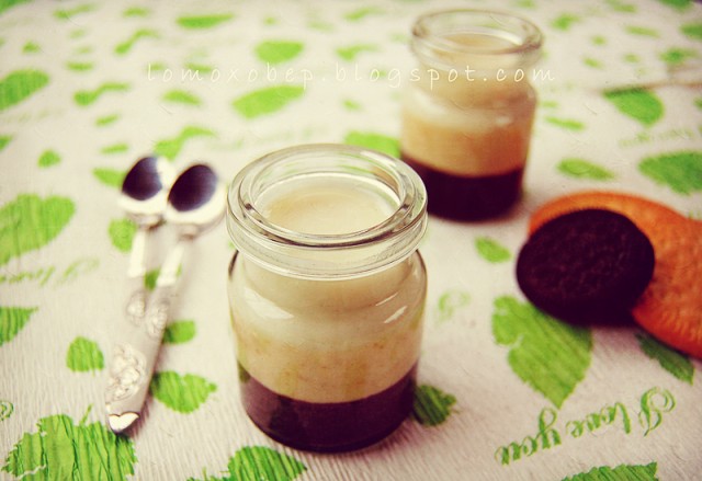 Sữa chua trộn bánh cho bé yêu