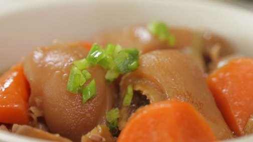 Sữa chua xoài đá bào thơm mát ngọt lịm