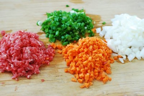 Sữa chua yến mạch dâu tây cho người ăn kiêng