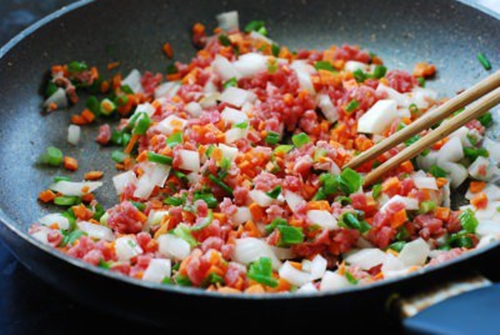 Sữa chua yến mạch dâu tây cho người ăn kiêng