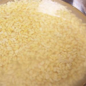 Cách làm sữa đậu xanh lá dứa