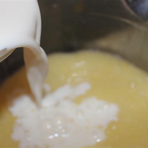 Cách làm sữa đậu xanh lá dứa