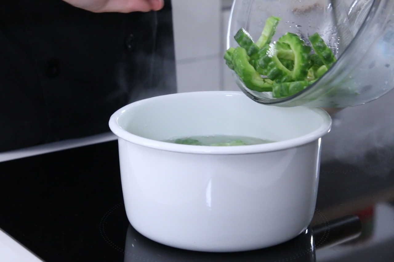 Sữa lắc chuối dâu tây tốt cho sức khỏe gia đình