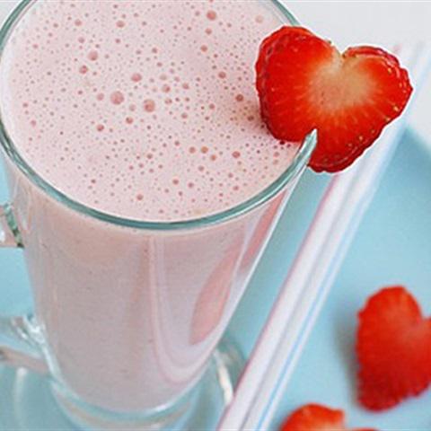 Cách làm sữa lắc dâu tây