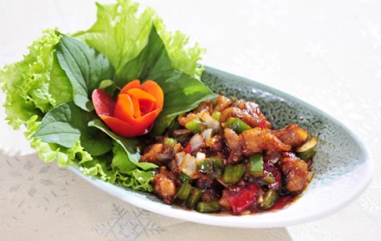 Sụn gà xào chua ngọt