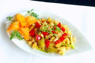 Sụn gà xào cung bửu