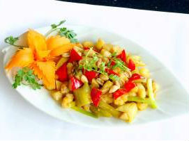 Sụn gà xào cung bửu