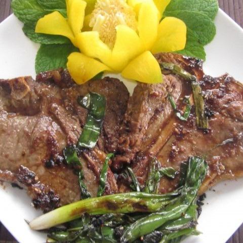 Cách làm sườn bò cốt lết nướng chảo