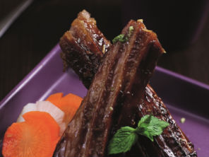 Sườn cá bò gù nướng mật ong