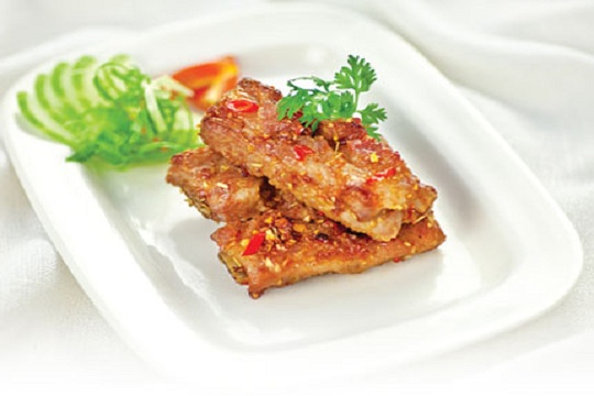 Sườn chiên sả ớt