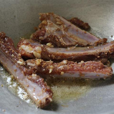 Cách làm sườn cọng rim