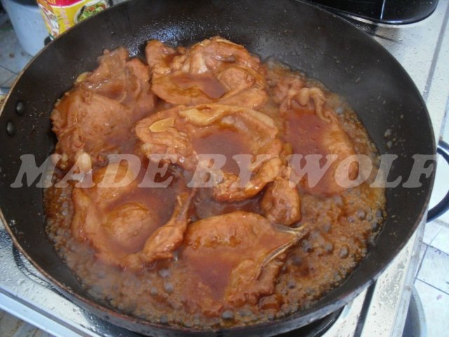 Sườn cốt-lếch rim dầu hào