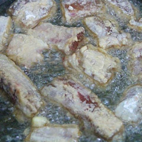 Cách làm sườn heo chiên giòn